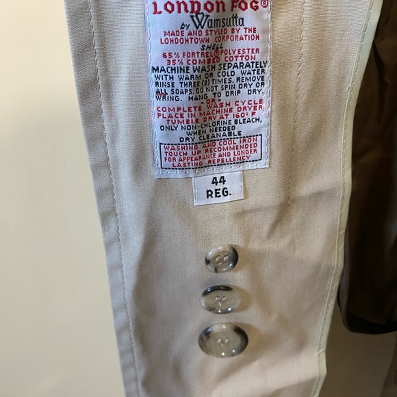 Men’s London fog trench coat - Picture 5 of 5